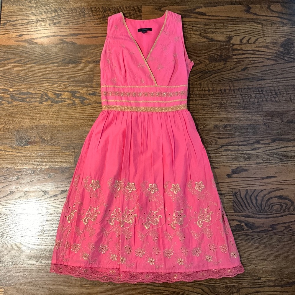Express sz 4 pink and metallic sleeveless dress